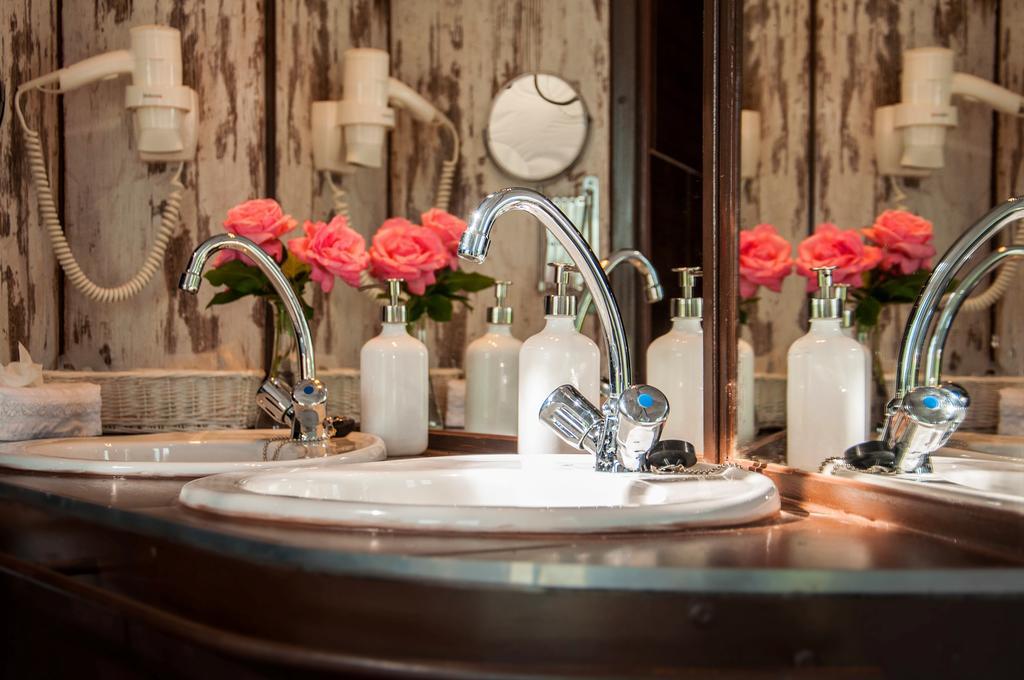 Homoki Lodge Bed & Beyond Glamping (Adults Only) Ruzsa Ngoại thất bức ảnh