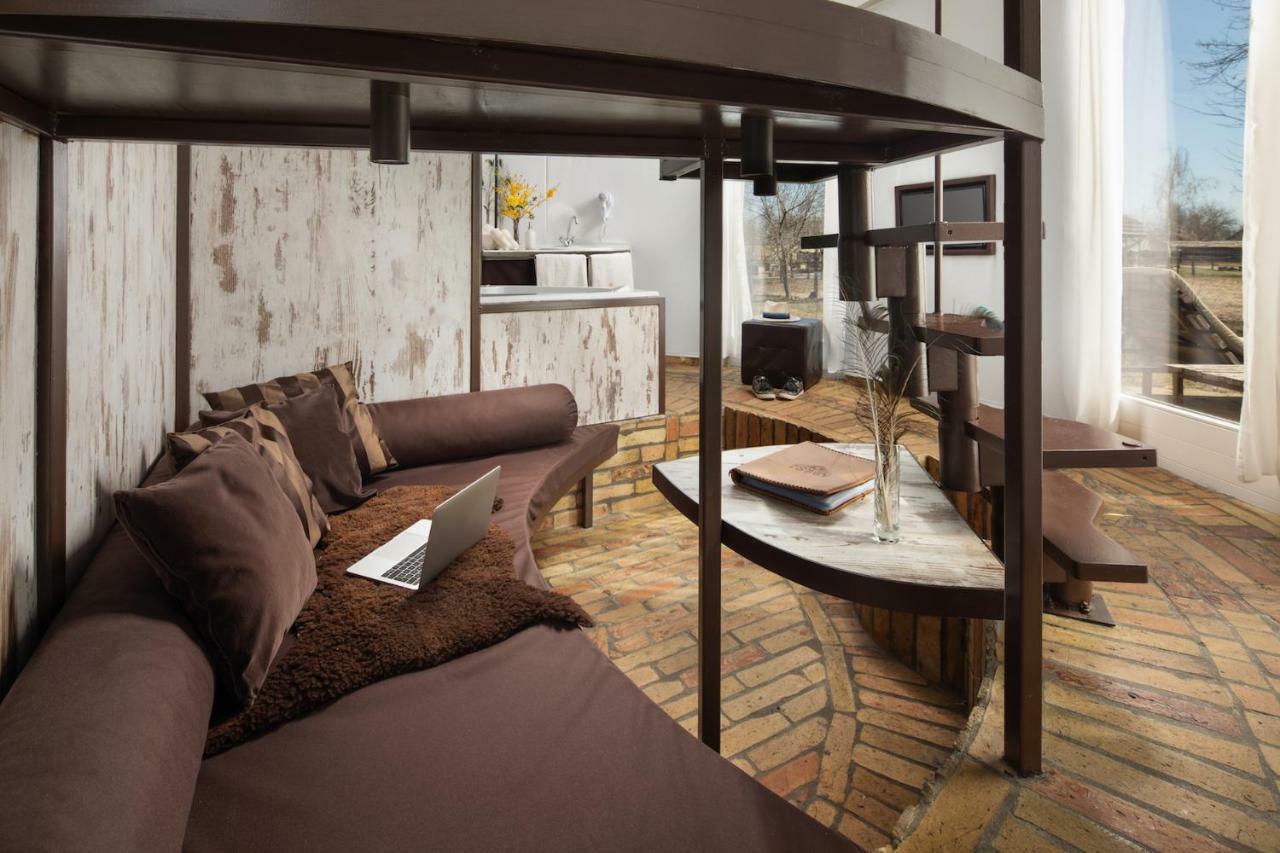 Homoki Lodge Bed & Beyond Glamping (Adults Only) Ruzsa Ngoại thất bức ảnh